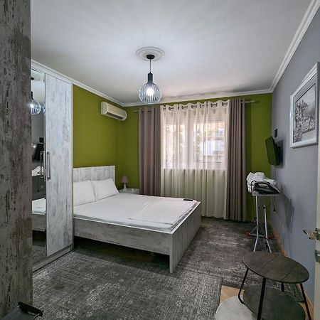 Downtown Retreat "Spiranca" Apartment Тирана Екстериор снимка