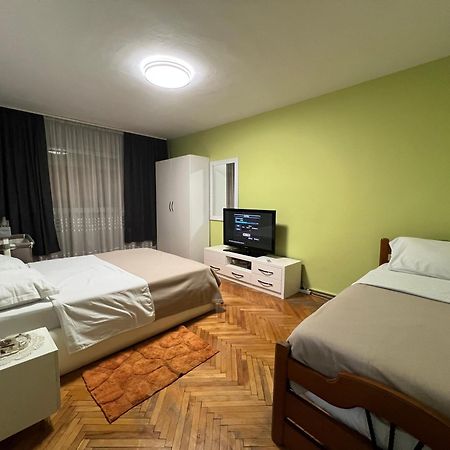 Downtown Retreat "Spiranca" Apartment Тирана Екстериор снимка