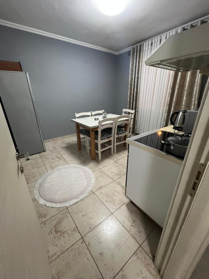 Downtown Retreat "Spiranca" Apartment Тирана Екстериор снимка